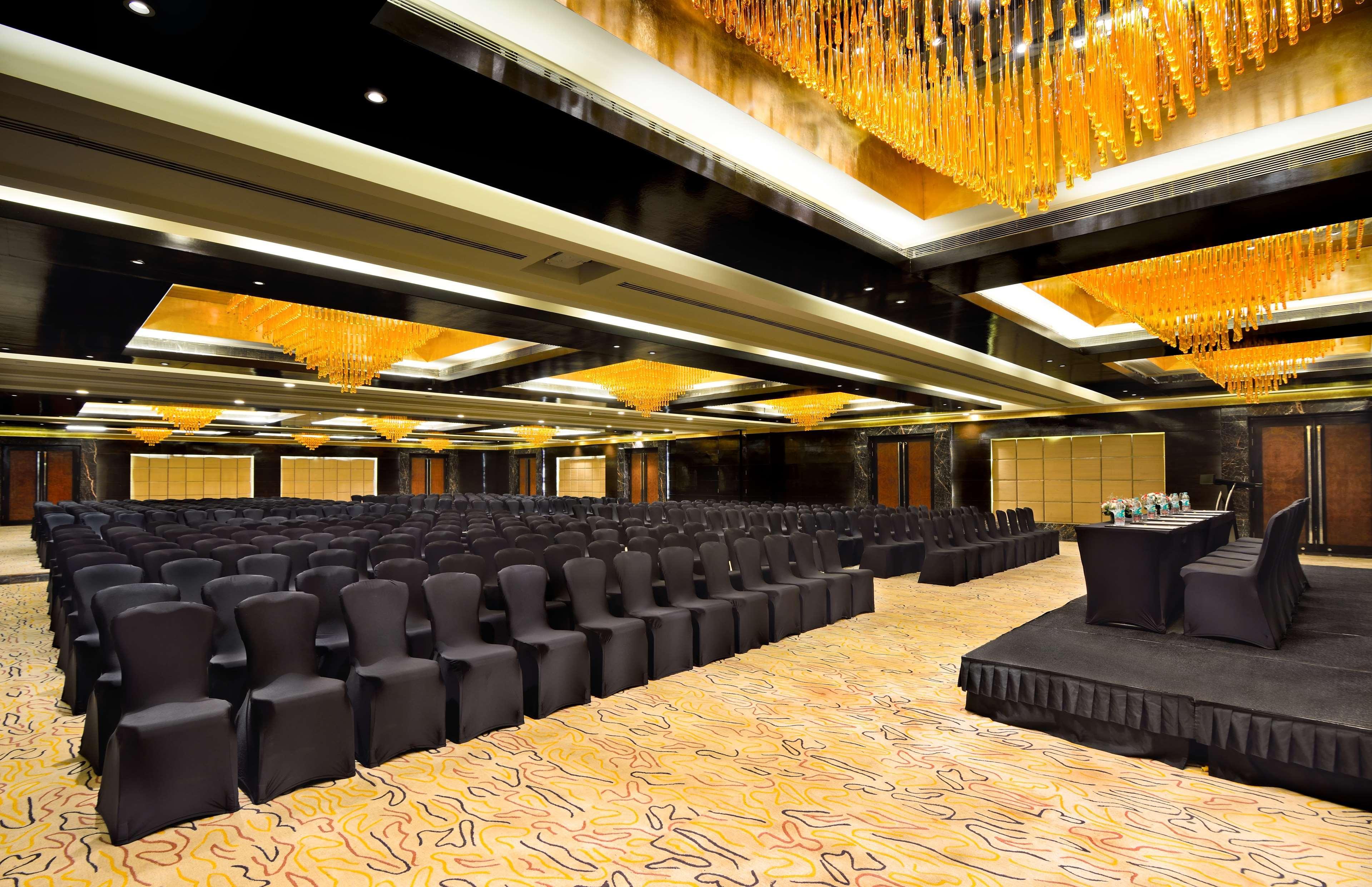 Radisson Blu Kaushambi Delhi Ncr Hotell Ghaziabad Eksteriør bilde