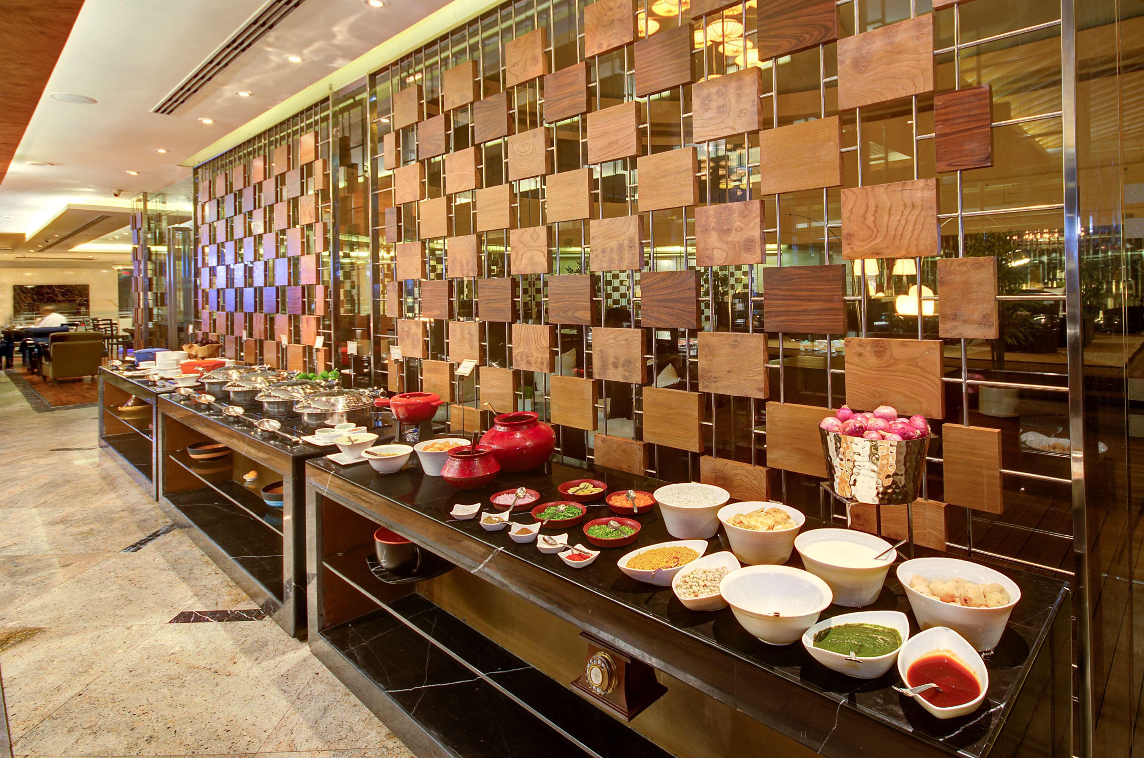 Radisson Blu Kaushambi Delhi Ncr Hotell Ghaziabad Eksteriør bilde