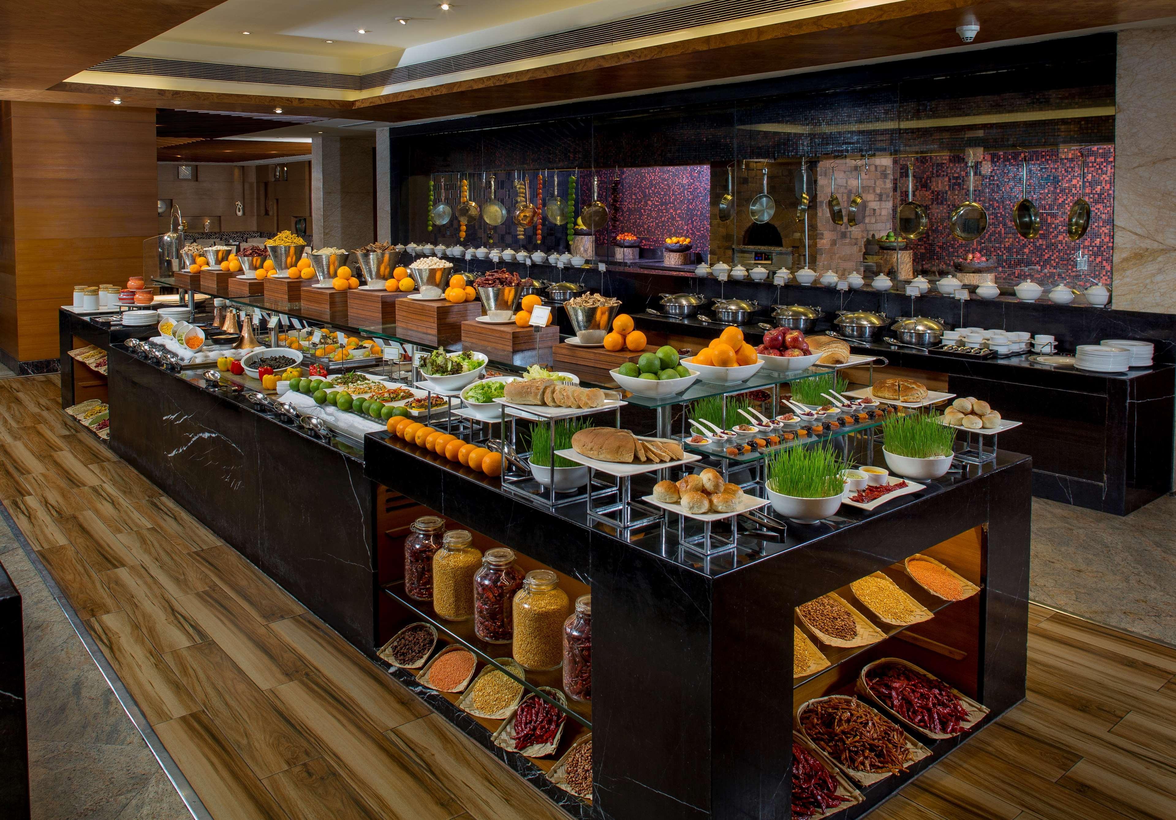 Radisson Blu Kaushambi Delhi Ncr Hotell Ghaziabad Eksteriør bilde