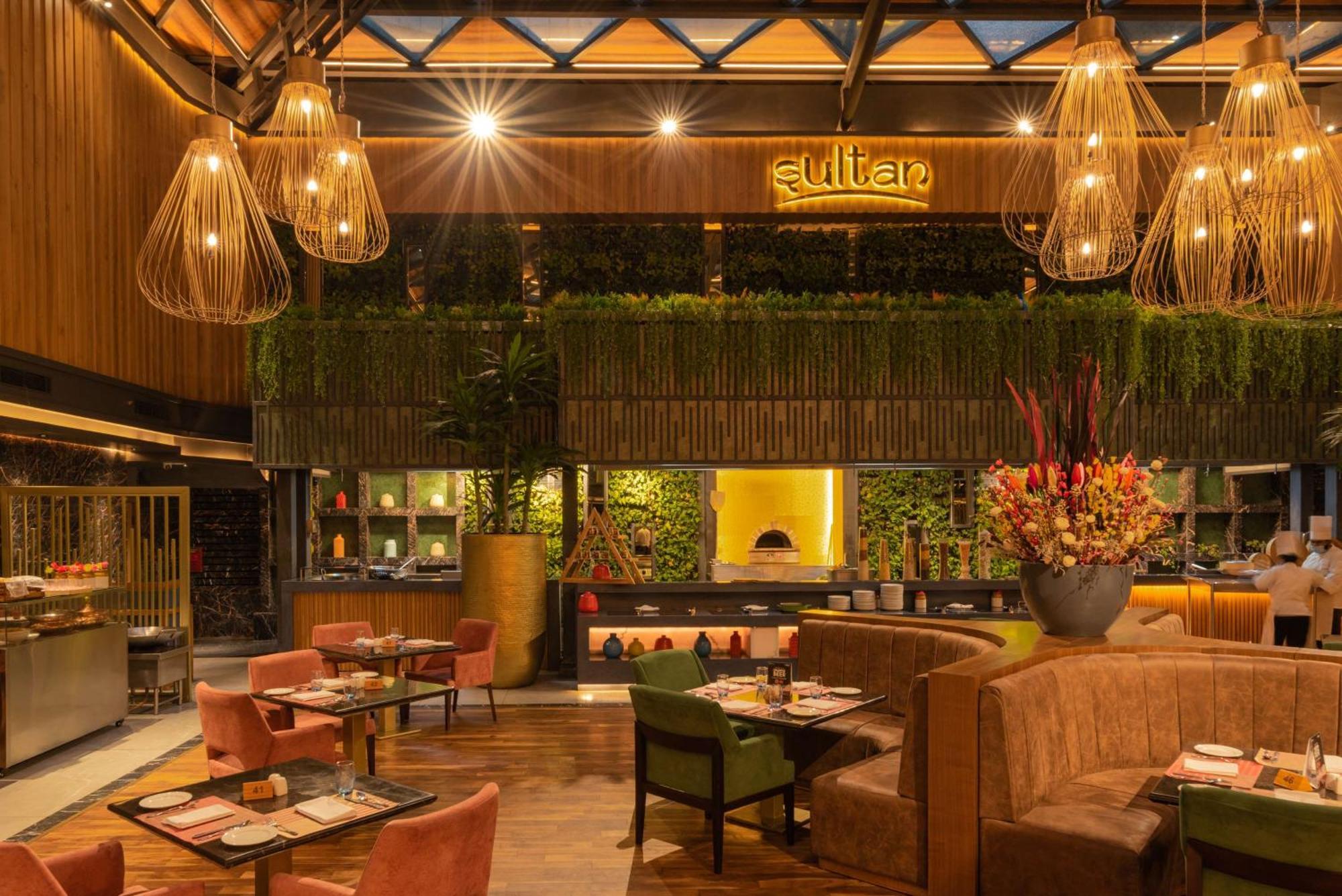 Radisson Blu Kaushambi Delhi Ncr Hotell Ghaziabad Eksteriør bilde